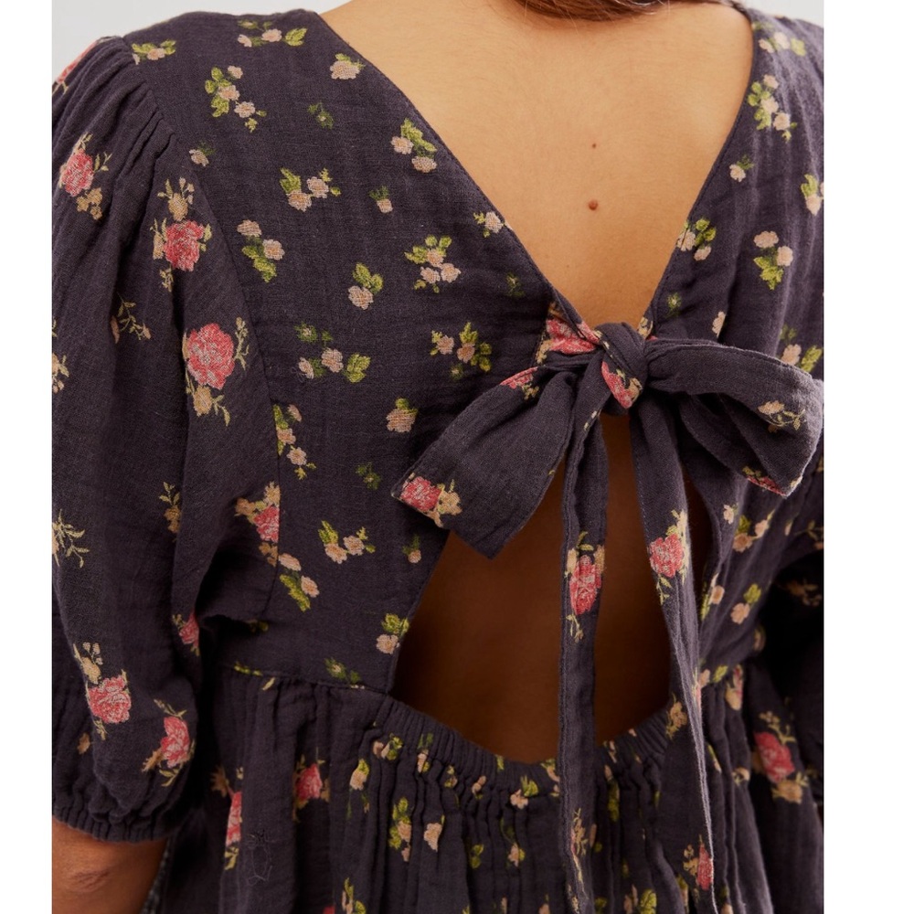 Free People NWT Cloe printed top sz M - Picture 3 of 4